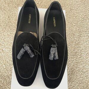 Black Genuine Suede Tassel Loafer (Size 9)